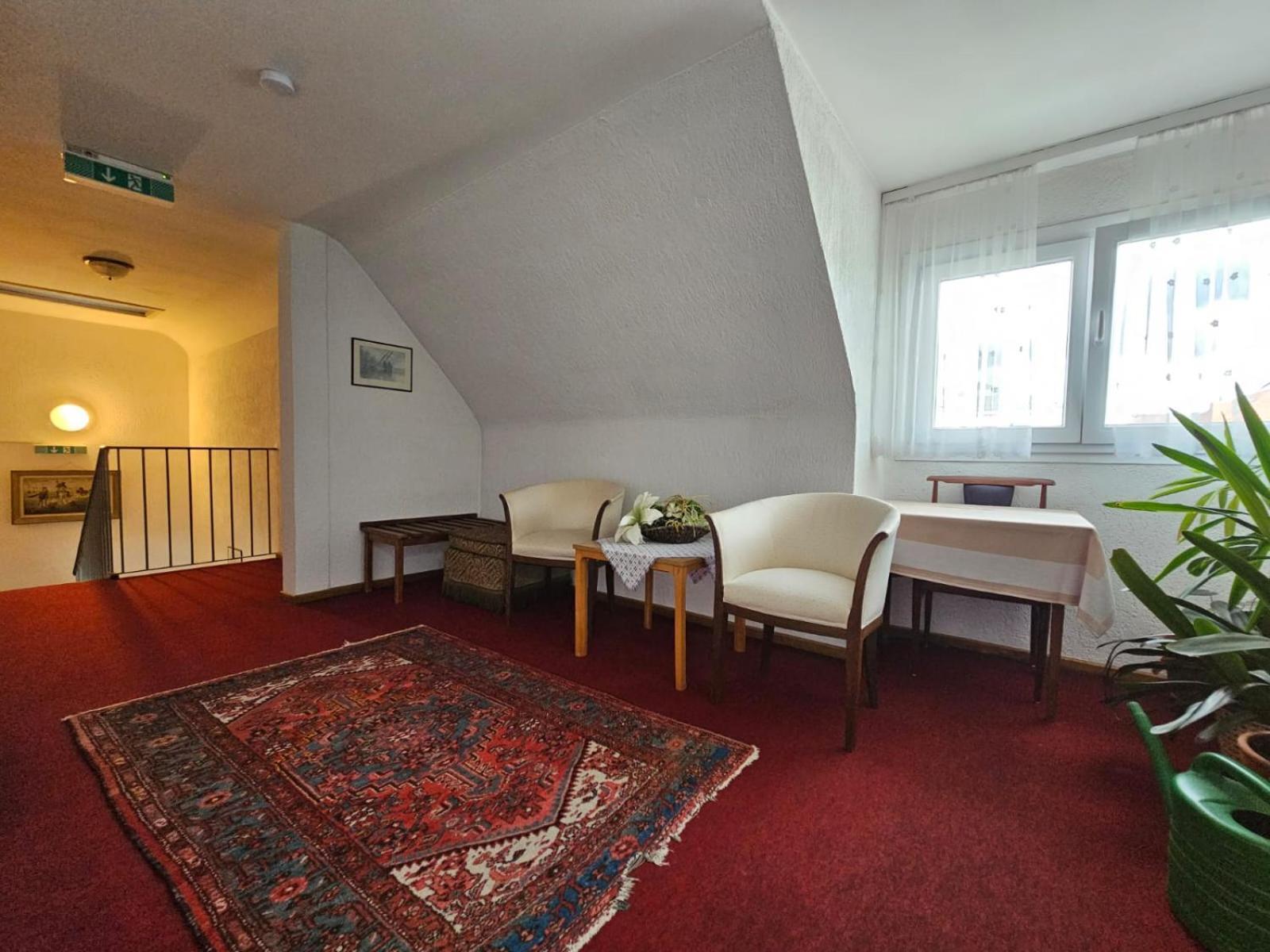 Hotel Haus Isenburg نيو ايسنبرغ المظهر الخارجي الصورة